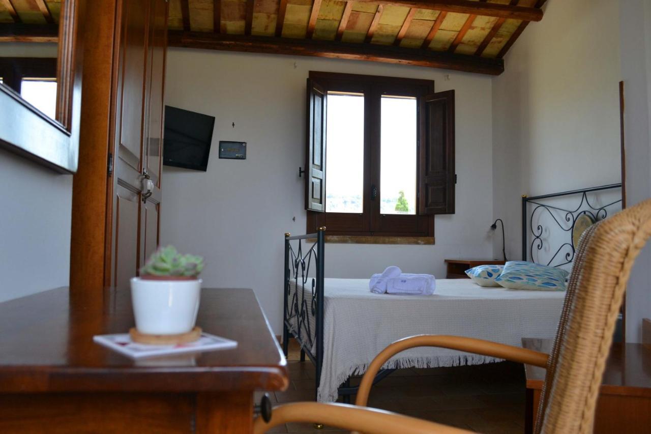 Hotel Cala Buguto Кустоначи Экстерьер фото